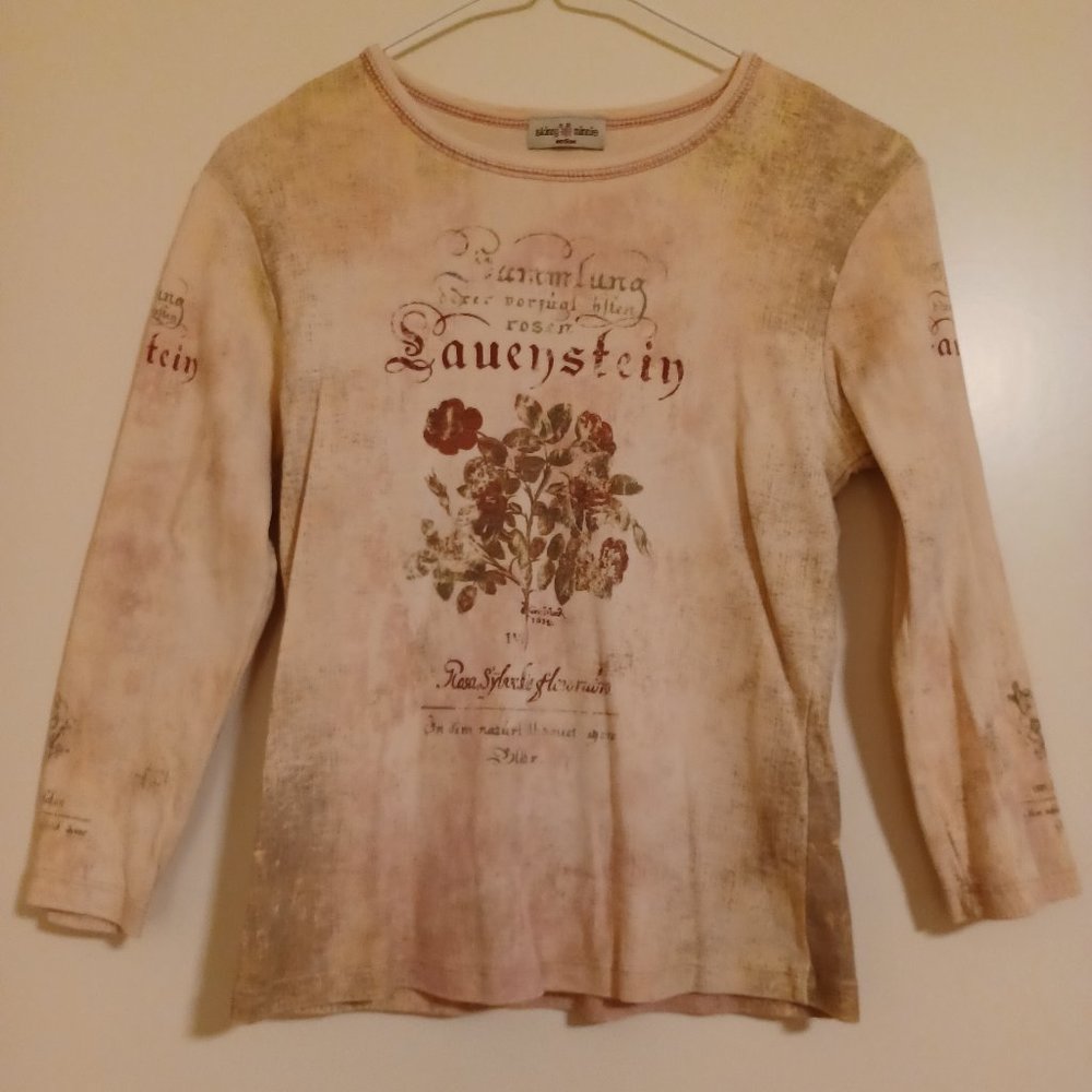 vintage Skinny Minnie shirt, women/junior medium